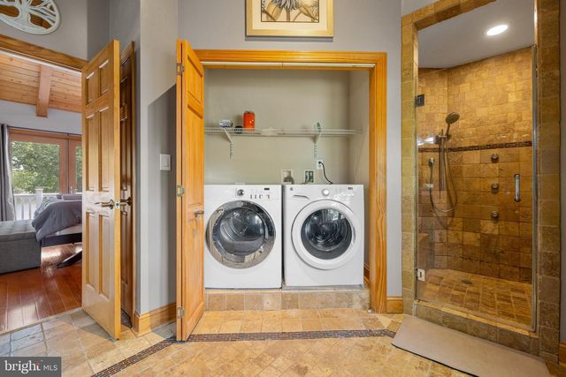 464 DOUGLAS RD, Mineral, VA 23117