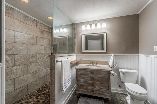 2307 HORSESHOE Drive, Alexandria, LA 71301