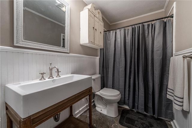 2307 HORSESHOE Drive, Alexandria, LA 71301