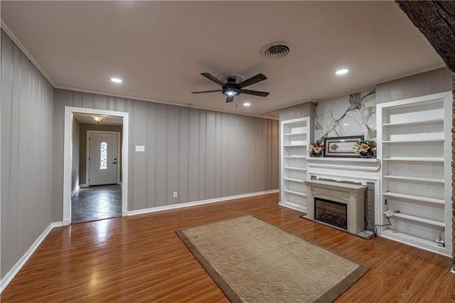 2307 HORSESHOE Drive, Alexandria, LA 71301