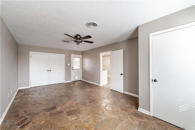 2307 HORSESHOE Drive, Alexandria, LA 71301