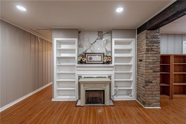 2307 HORSESHOE Drive, Alexandria, LA 71301