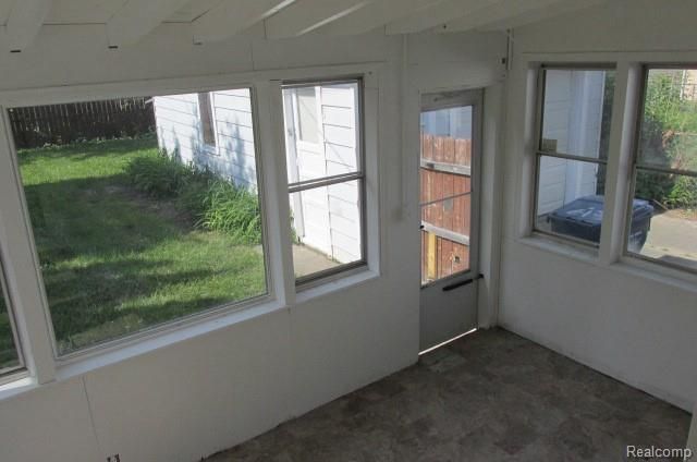 613 Riverbank Street, Lincoln Park, MI 48146