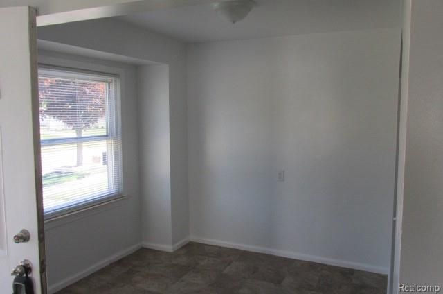 613 Riverbank Street, Lincoln Park, MI 48146