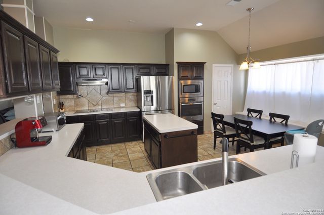 12427 Hart Cliff, San Antonio, TX 78249