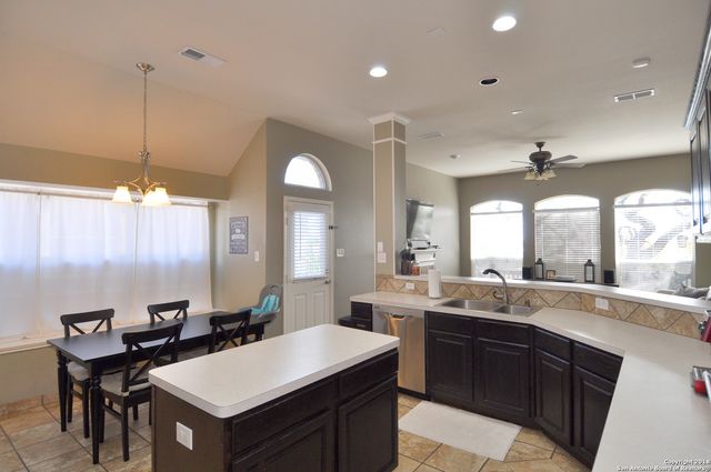12427 Hart Cliff, San Antonio, TX 78249