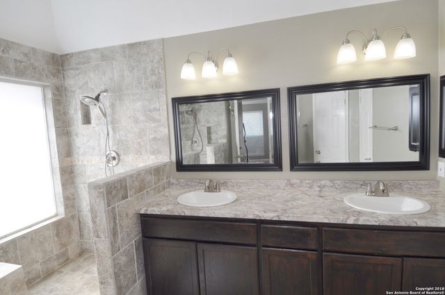 12427 Hart Cliff, San Antonio, TX 78249