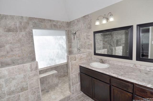 12427 Hart Cliff, San Antonio, TX 78249