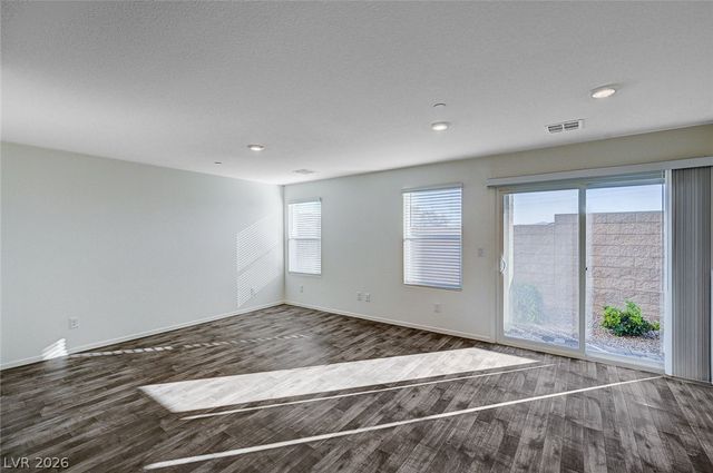 7965 Whisper Words Avenue, Las Vegas, NV 89113