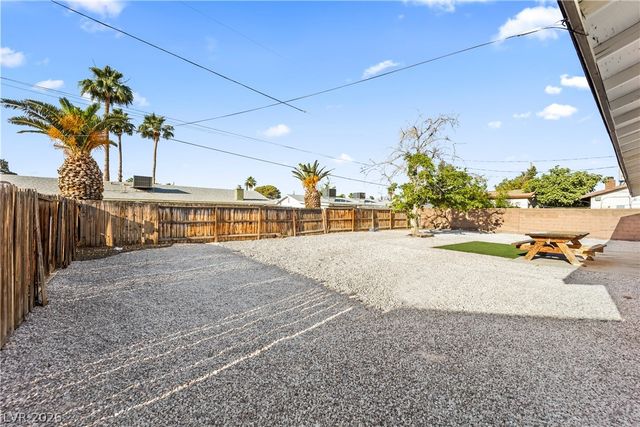 4939 East Colorado Avenue, Las Vegas, NV 89104