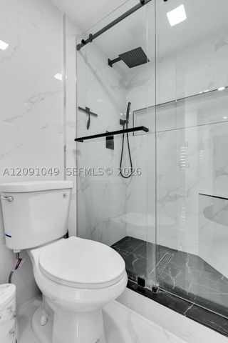 3800 Hillcrest Dr 203, Hollywood, FL 33021
