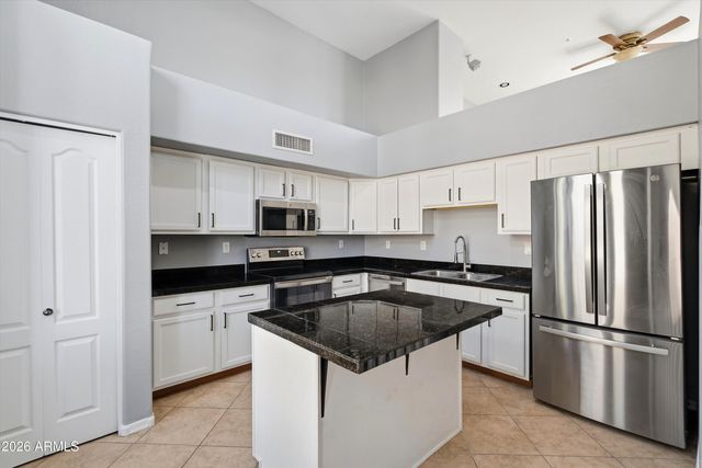 724 S BECK Avenue, Tempe, AZ 85281