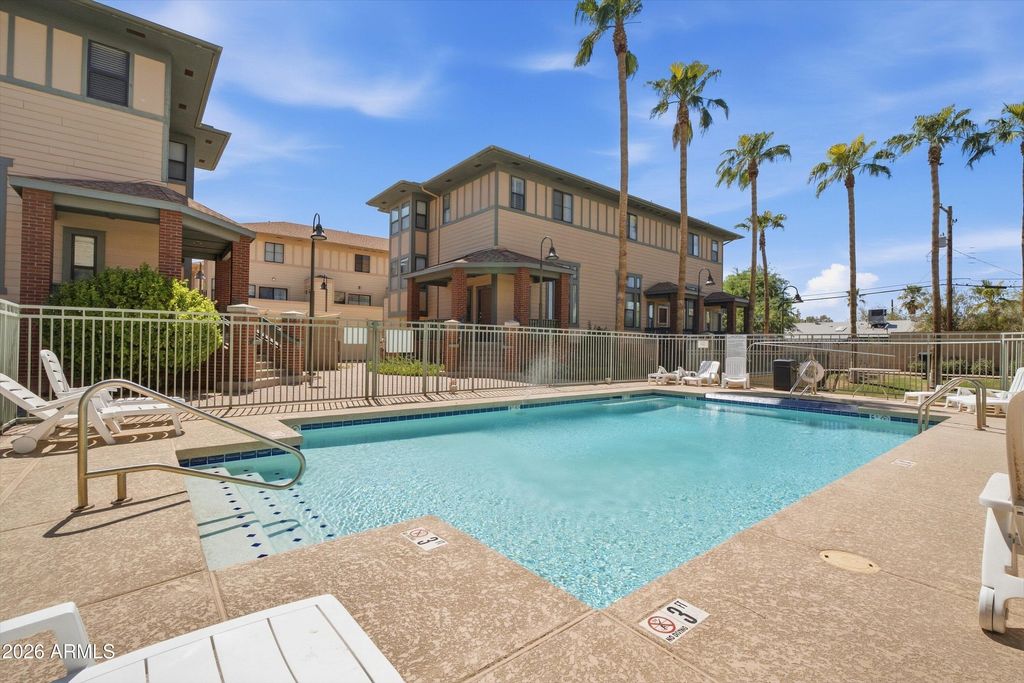 724 S BECK Avenue, Tempe, AZ 85281