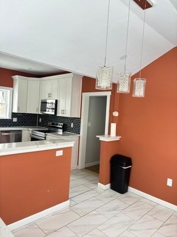 60 Silver Lake St, Athol, MA 01331