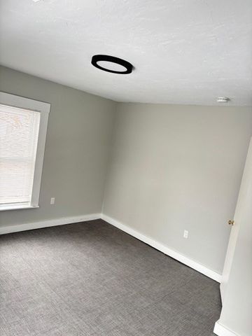 60 Silver Lake St, Athol, MA 01331