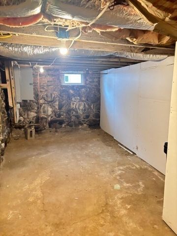 60 Silver Lake St, Athol, MA 01331