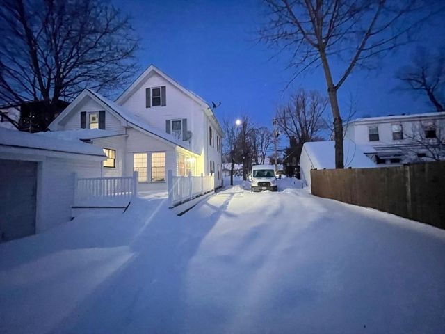 60 Silver Lake St, Athol, MA 01331