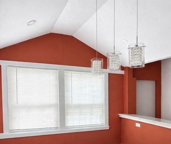 60 Silver Lake St, Athol, MA 01331