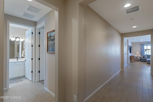 7738 W Laurel Lane, Marana, AZ 85658