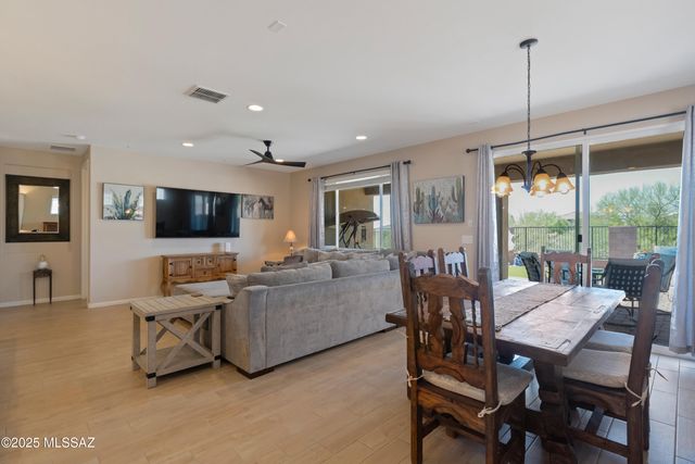 7738 W Laurel Lane, Marana, AZ 85658