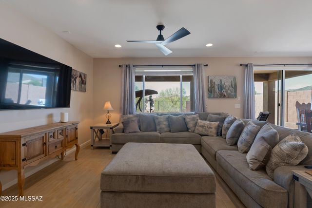 7738 W Laurel Lane, Marana, AZ 85658