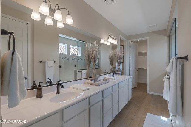 7738 W Laurel Lane, Marana, AZ 85658