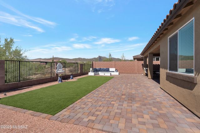 7738 W Laurel Lane, Marana, AZ 85658