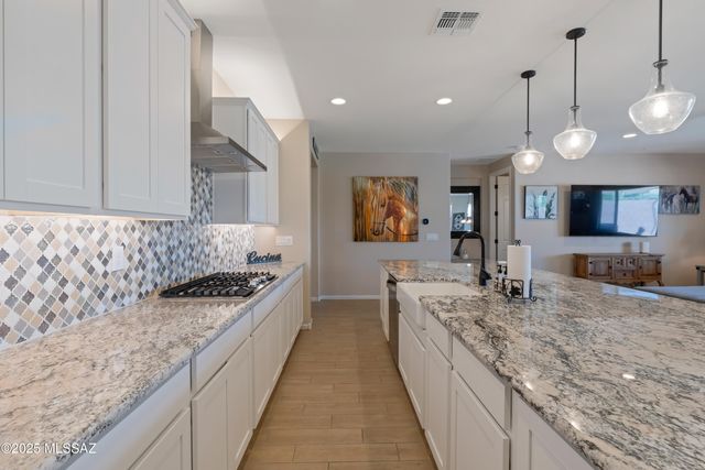 7738 W Laurel Lane, Marana, AZ 85658