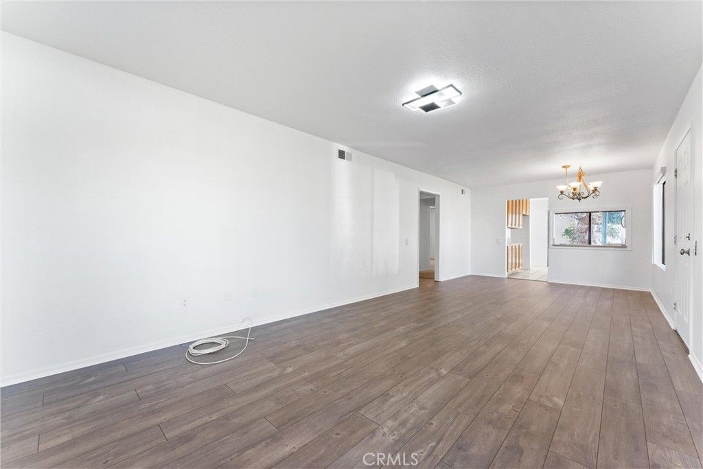 Image 4 of property listing at 692 Archwood Avenue, Brea, CA 92821