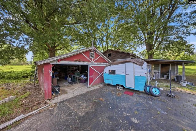 421 S Wheeler Avenue, Prosperity, SC 29127