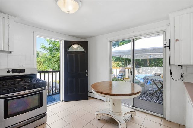 7 Dexter Street, Coventry, RI 02816