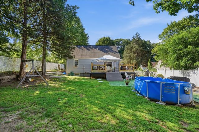 7 Dexter Street, Coventry, RI 02816