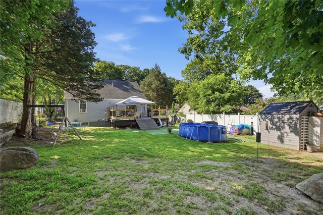 7 Dexter Street, Coventry, RI 02816
