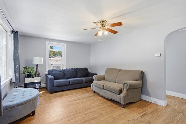 7 Dexter Street, Coventry, RI 02816