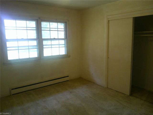 320 E Vandalia Road, Greensboro, NC 27406