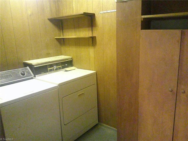 320 E Vandalia Road, Greensboro, NC 27406