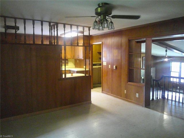 320 E Vandalia Road, Greensboro, NC 27406