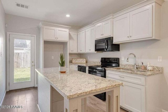 109 Tyreek Drive, Lafayette, LA 70506
