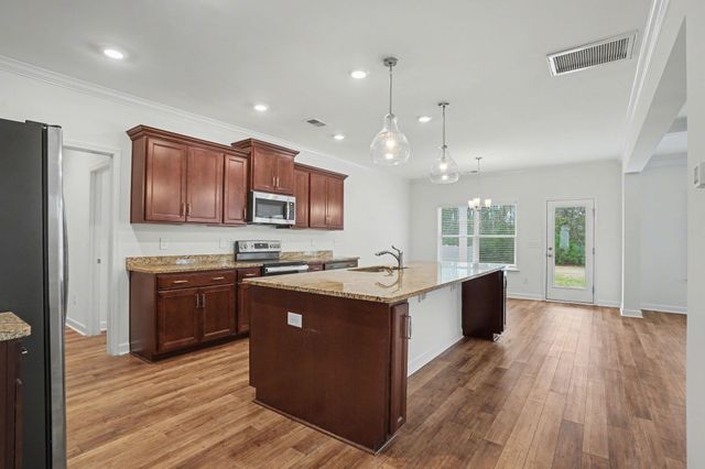 5207 Country Pine Dr., Myrtle Beach, SC 29579