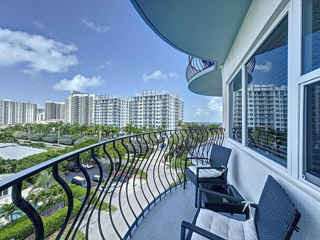 3250 NE 28th Street 707, Fort Lauderdale, FL 33308