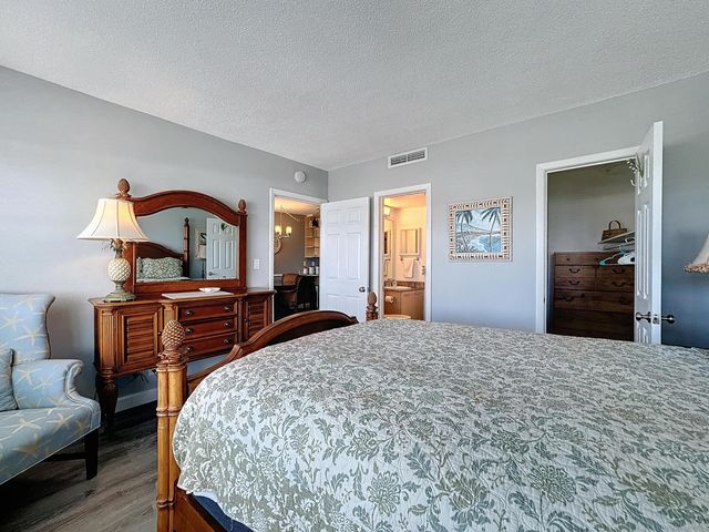 3250 NE 28th Street 707, Fort Lauderdale, FL 33308