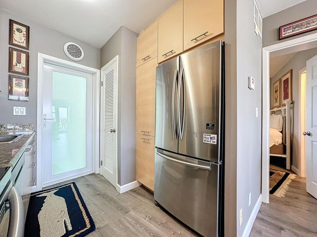 3250 NE 28th Street 707, Fort Lauderdale, FL 33308