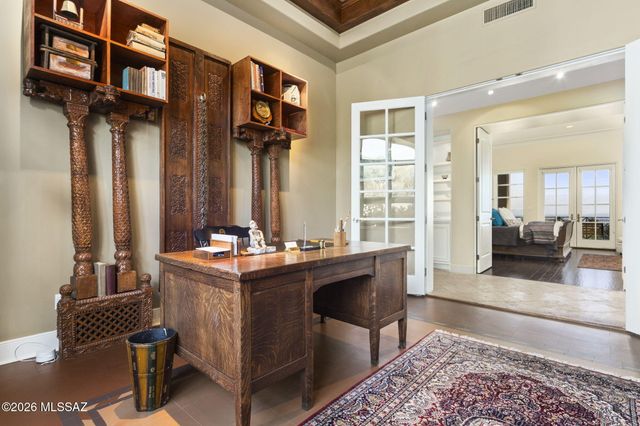 3140 E Crest Shadows Drive, Tucson, AZ 85718