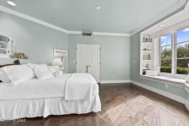 3140 E Crest Shadows Drive, Tucson, AZ 85718