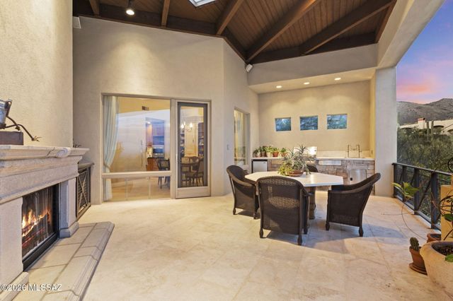 3140 E Crest Shadows Drive, Tucson, AZ 85718
