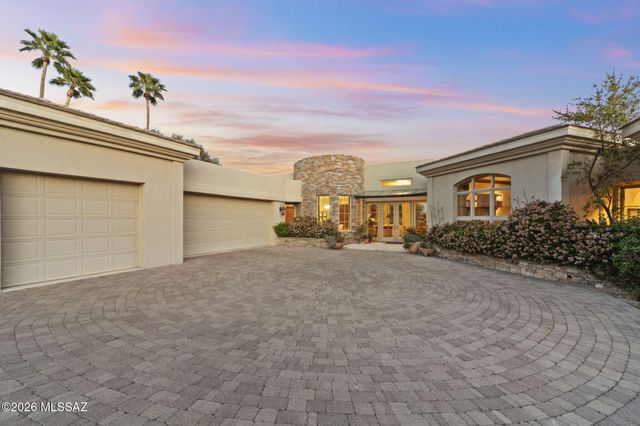 3140 E Crest Shadows Drive, Tucson, AZ 85718