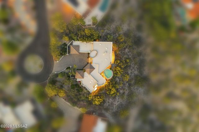 3140 E Crest Shadows Drive, Tucson, AZ 85718