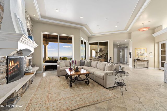 3140 E Crest Shadows Drive, Tucson, AZ 85718