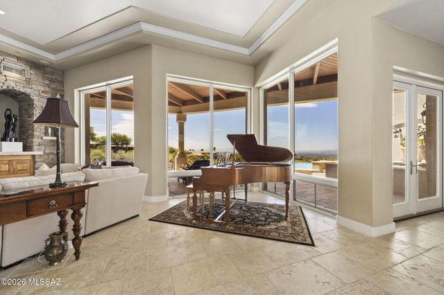 3140 E Crest Shadows Drive, Tucson, AZ 85718
