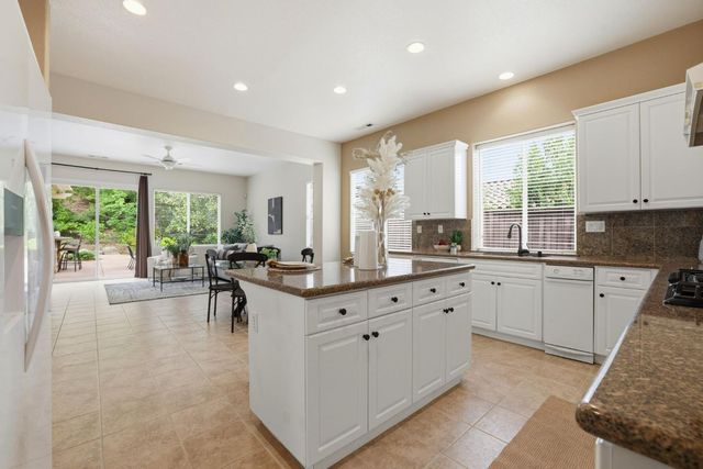 4917 Village Green Dr, El Dorado Hills, CA 95762